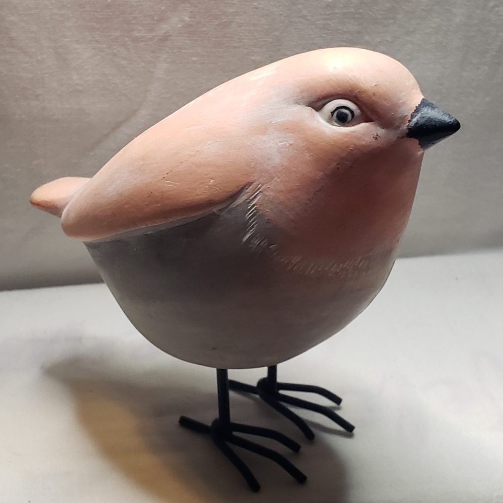 Vintage Peach And Gray Bird With Metal Feet In A Shabby-chic Design So Cute